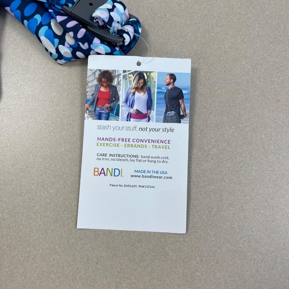 BANDI Pocketed Belt w/ Buckle Fits 28" - 42" - NWT - Picture 4 of 6